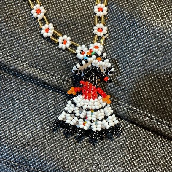 Vintage Indian, hand beaded necklace - Picture 3 of 4